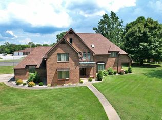 9 Brian Dr, Metropolis, IL 62960