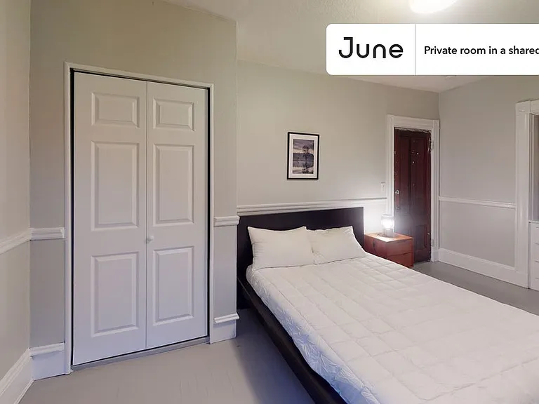 76 Easton St #D — Photo 3