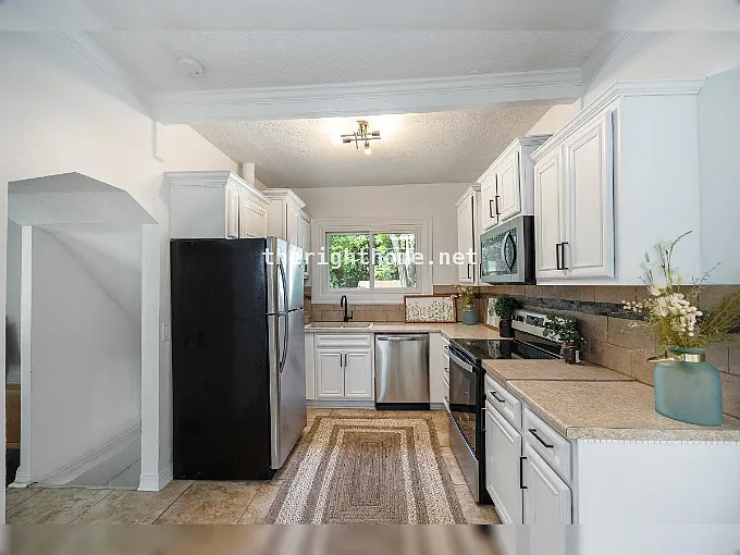 3918 S 14th St — Photo 9