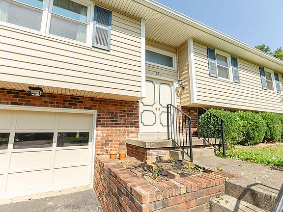 5th image of 551 Merrimac Dr