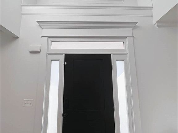 2nd image of 315 Lafayette Ave