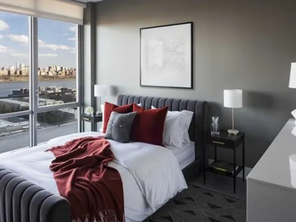 301 Adolphus Avenue image 4 of 20