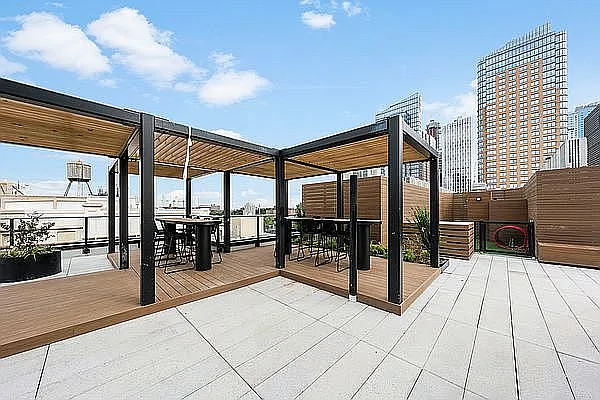 Rented by Nooklyn NYC LLC | media 26