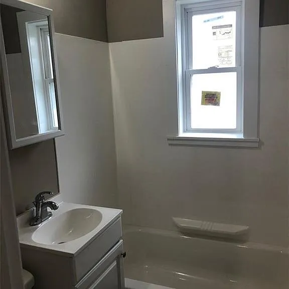 215 South St — Photo 13