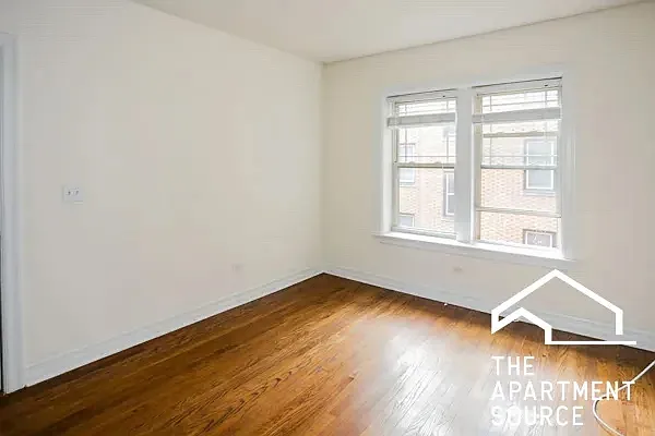 3817 N Sheffield Ave #2W — Photo 3