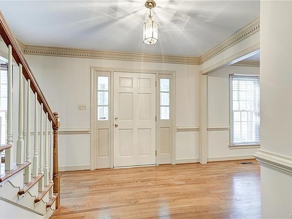5th image of 5096 Old Traveller Ln