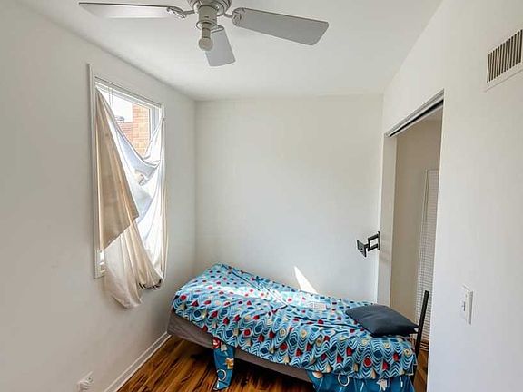 3rd image of 13921 S Atlantic Ave