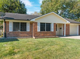 427 Red Ripple Rd, Houston, TX 77091