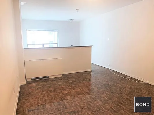 Rented by Bond New York | media 42