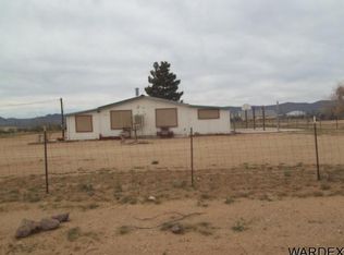 3559 N Stewart Mountain Rd, Golden Valley, AZ 86413