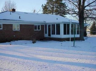 2840 N Raab Rd, Swanton, OH 43558