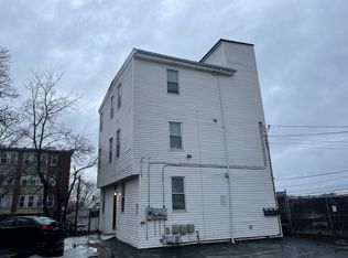5 McAvoy St FLOOR 1, Providence, RI 02903