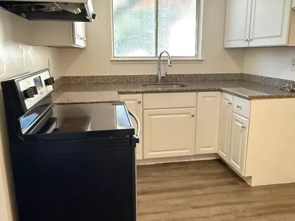 (undisclosed Address), Palo Alto, CA 94303