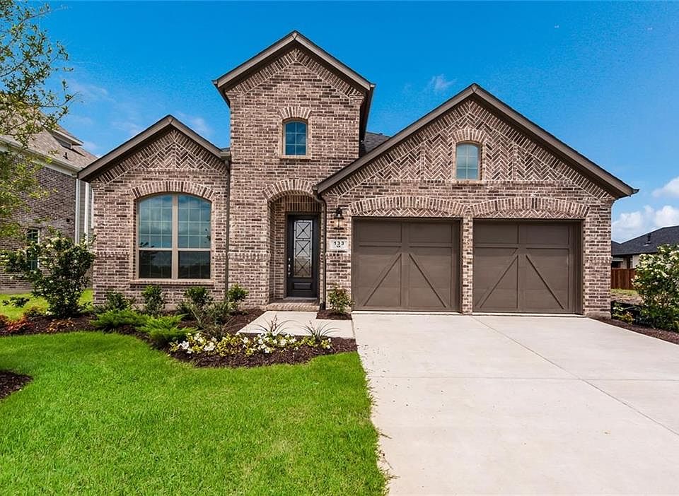 1st image of 133 Iris Dr