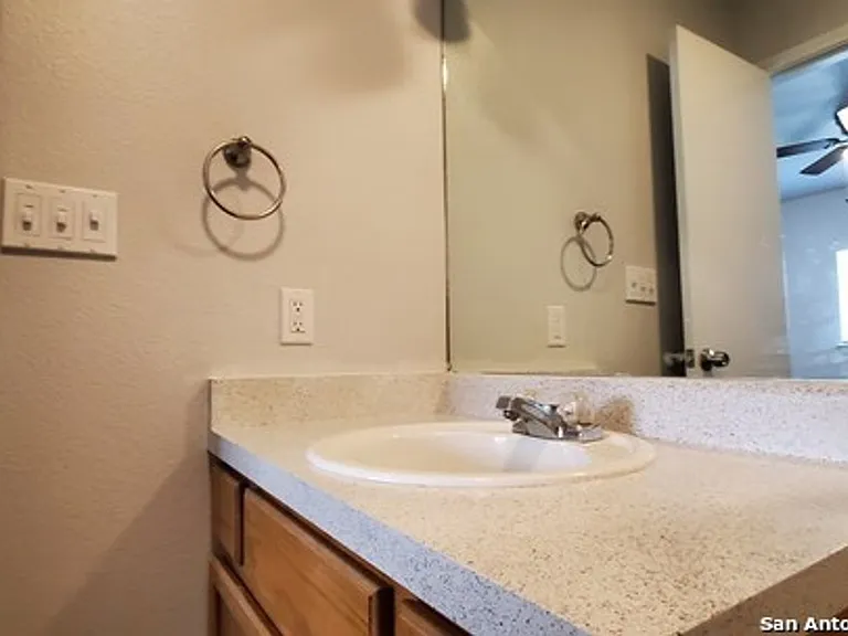 538 Dukeway Dr #C — Photo 12