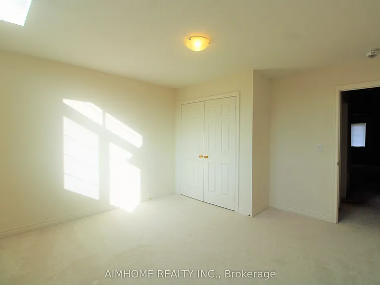 38 Foxberry Rd — Photo 33