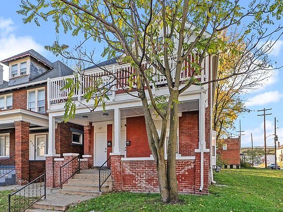 3rd image of 437 Saint Clair Ave #439