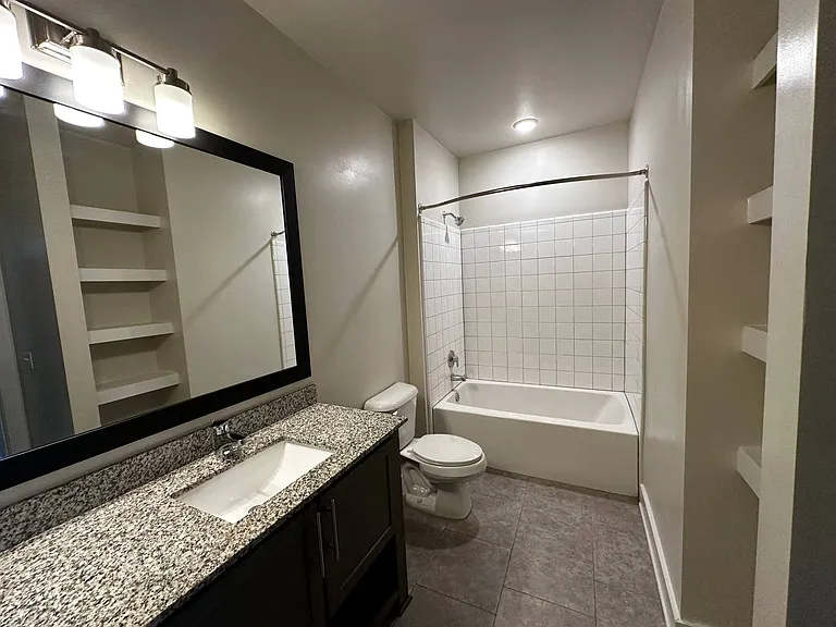 The Kirkwood Apartments at Edgewood — Photo 59