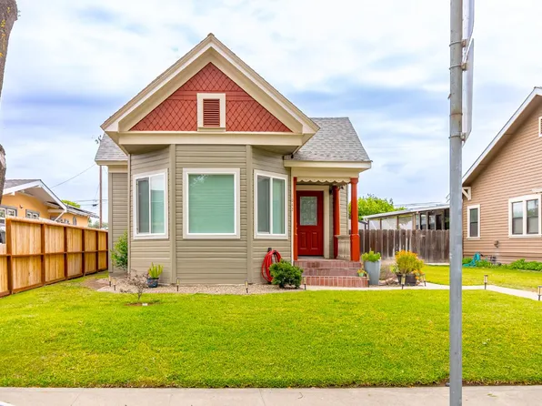 1042 R St, Newman, CA 95360