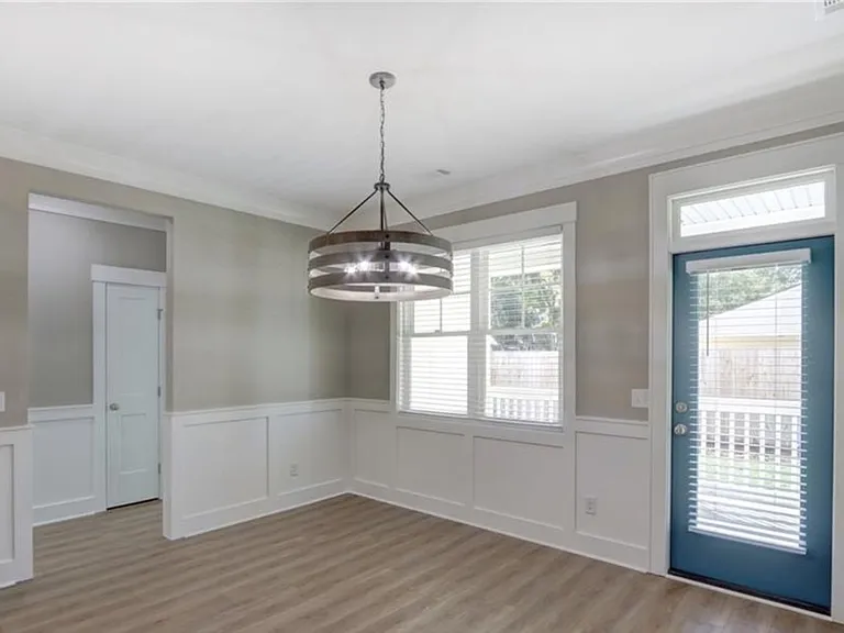 2203 Downing Ave — Photo 6