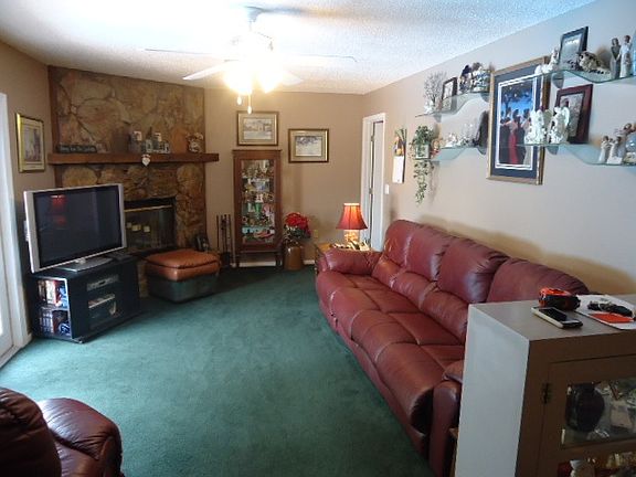 2nd image of 5042 San Jose Dr