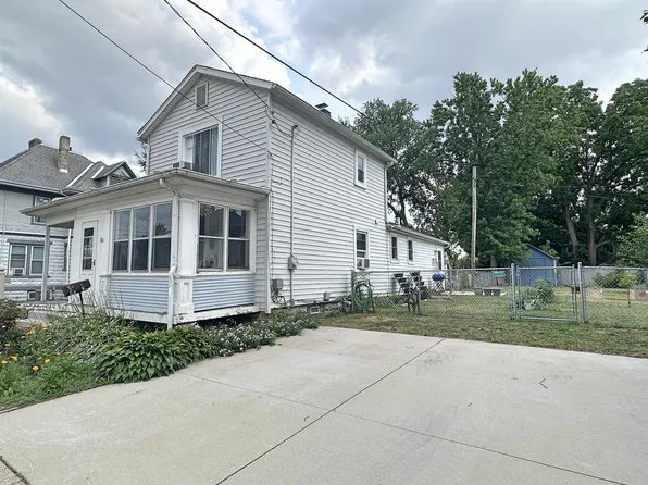 811 McKinley St, Janesville, WI 53548