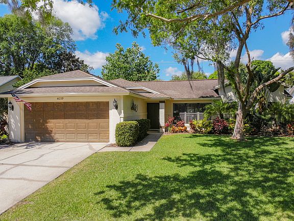 2nd image of 4039 N Waterbridge Cir