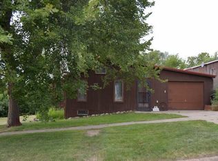 217 2nd Ave NW, Beulah, ND 58523