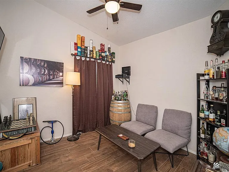 6580 E 33rd Ln — Photo 13