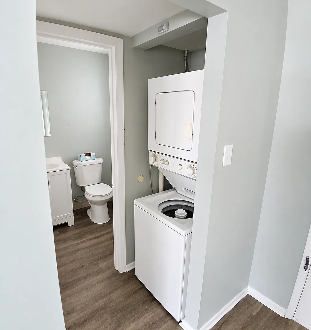 2 bed, 1.5 bath, 1100 sqft, $2,400 — Photo 4