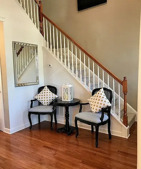 225 Stoke Hammond Ct — Photo 4