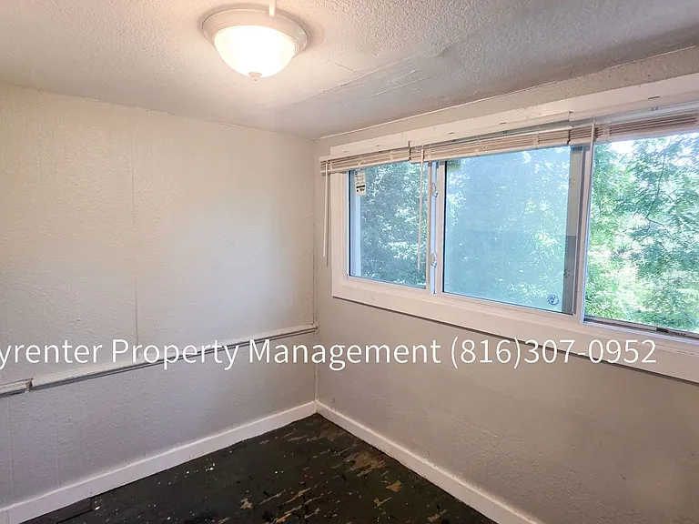 3619 Olive St — Photo 18
