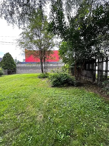 2 bed, 900 sqft, $1,370 — Photo 2