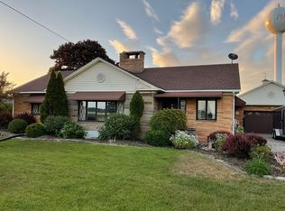 6824 State St, Posen, MI 49776