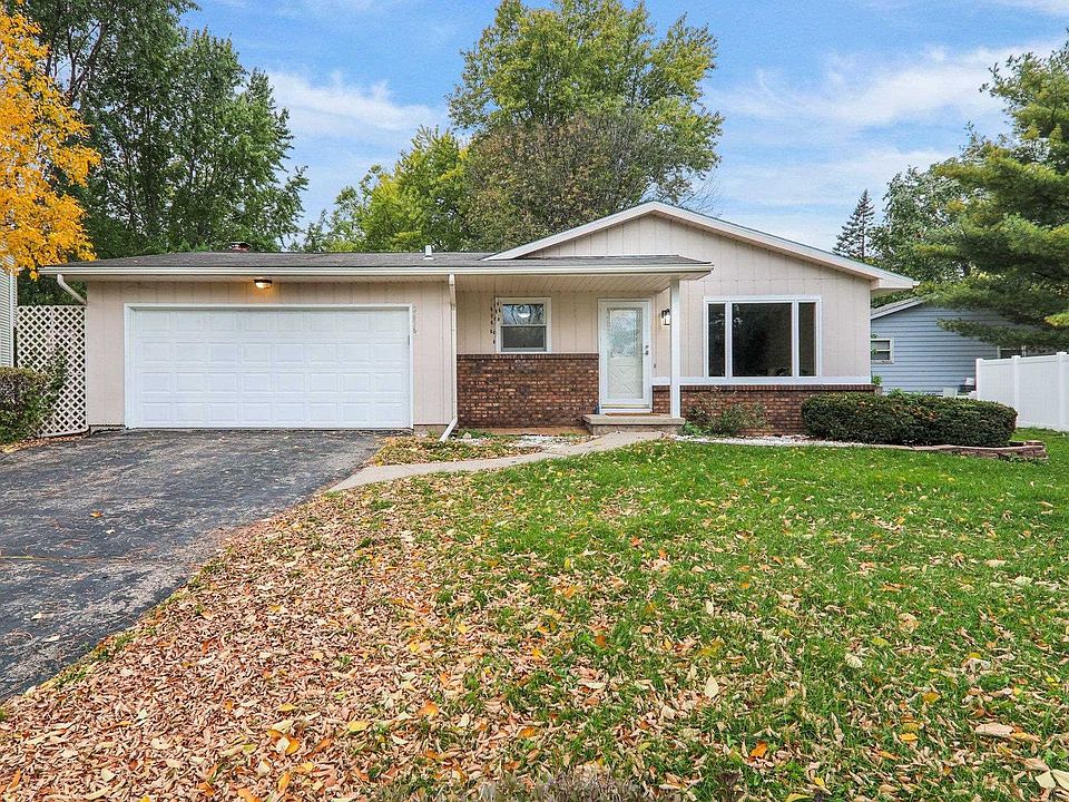1st image of 2636 S Norfolk Cir