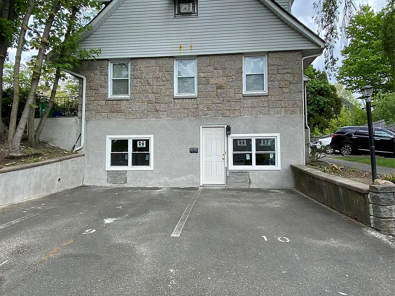 52B S Middletown Rd — Photo 11