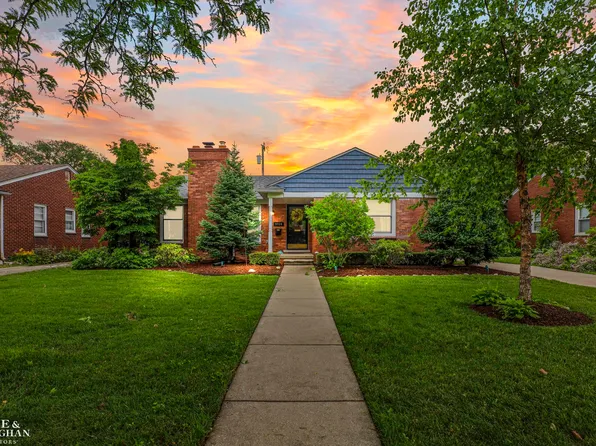 1024 Somerset Ave, Grosse Pointe Park, MI 48230