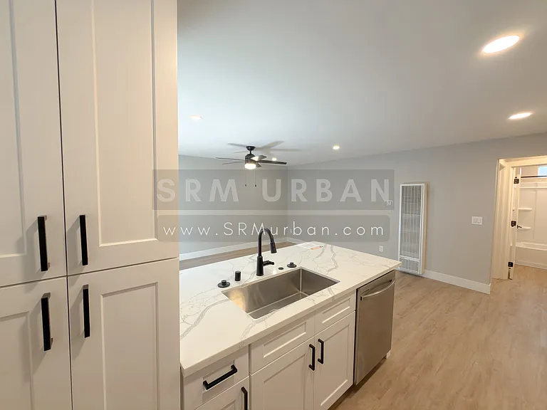 4045 Cherokee Ave #4 — Photo 8