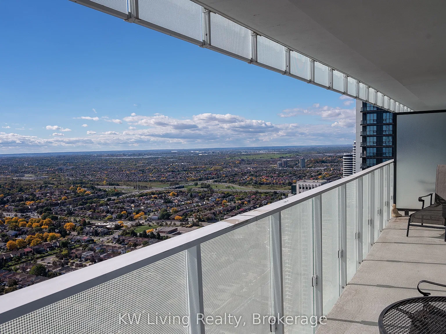 M City 1 — Photo 3