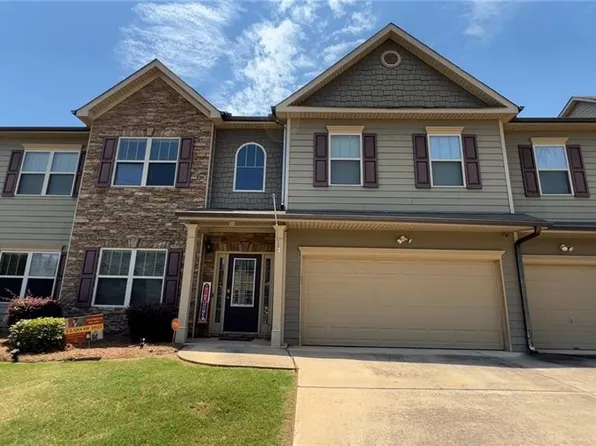 144 Stocks Cir, West Point, GA 31833