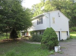 47 Interlochen Pkwy, Monroe, NY 10950