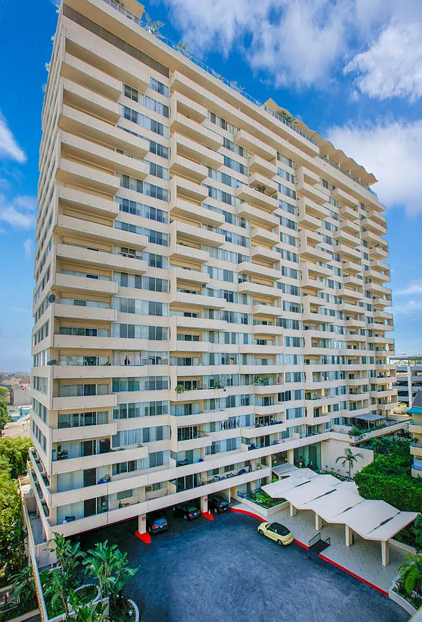 The Ambassador Towers — Photo 1