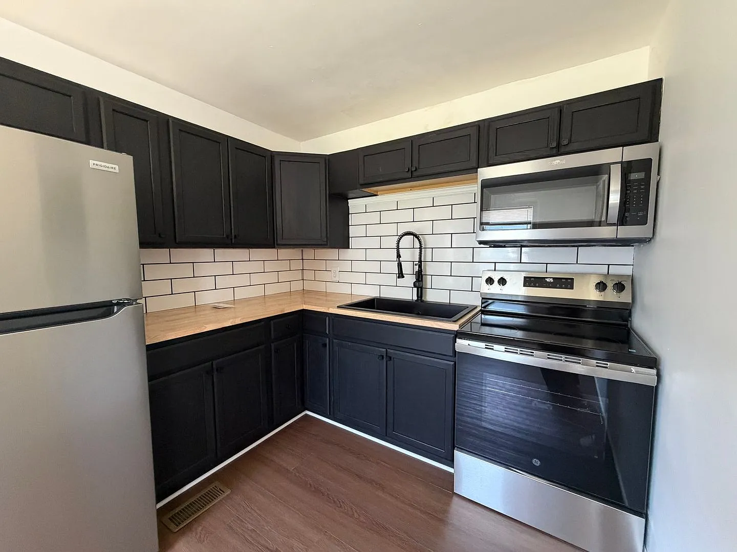 120 Eastwood - Ramsey — Photo 3