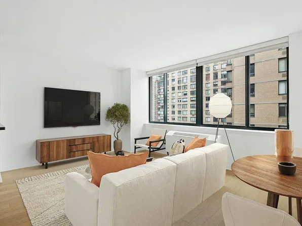 75 W End Ave, New York, NY