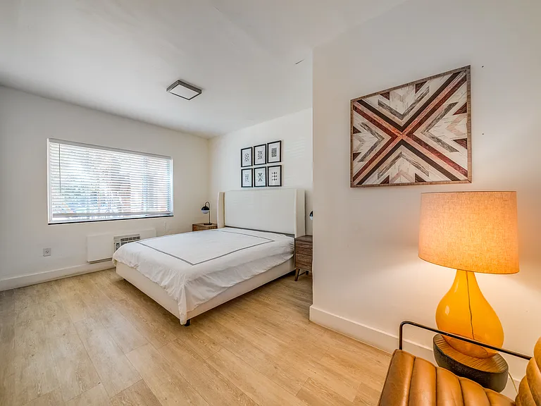 2BD, 2BA BEDROOM