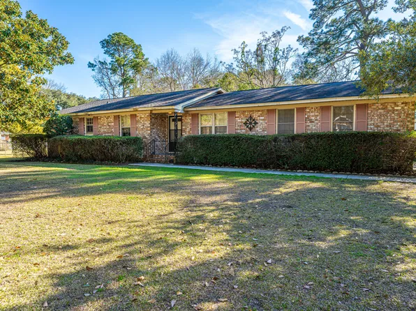 1853 Piper Dr, Charleston, SC 29407
