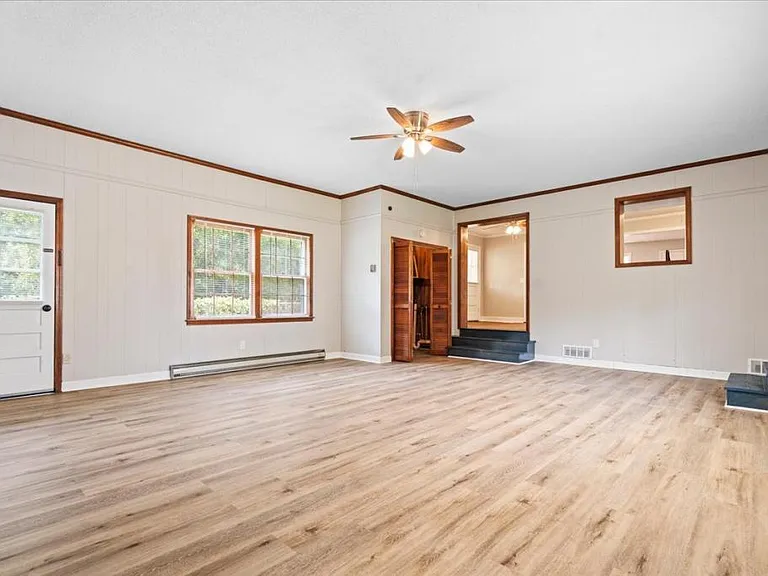 423 Sheffield Dr — Photo 27