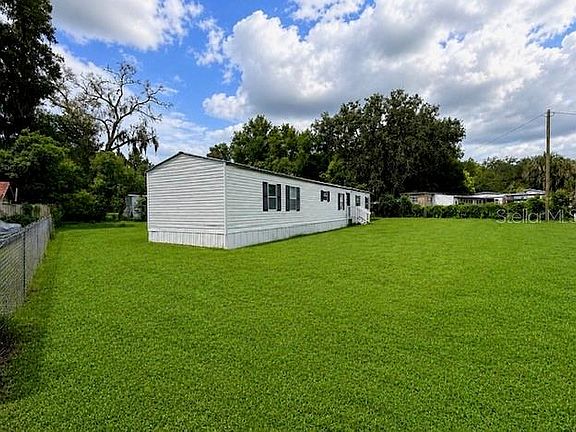 2nd image of 3464 SE 91ST PLACE