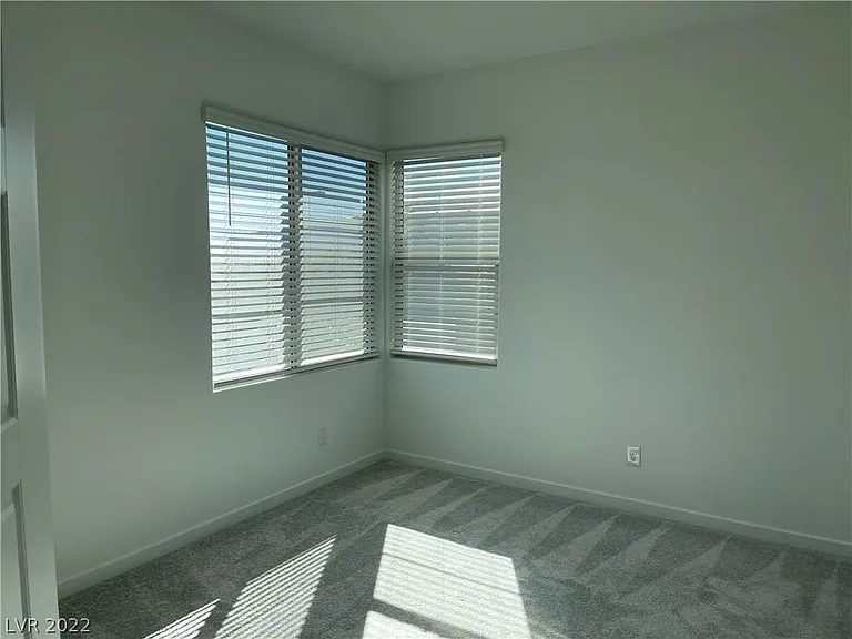 12364 Harbor Isle Ave — Photo 18