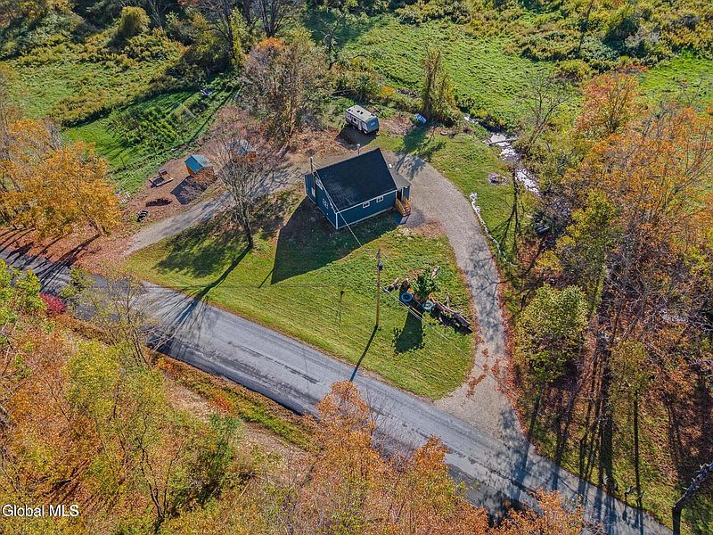 4th image of 161 Bly Hollow Road